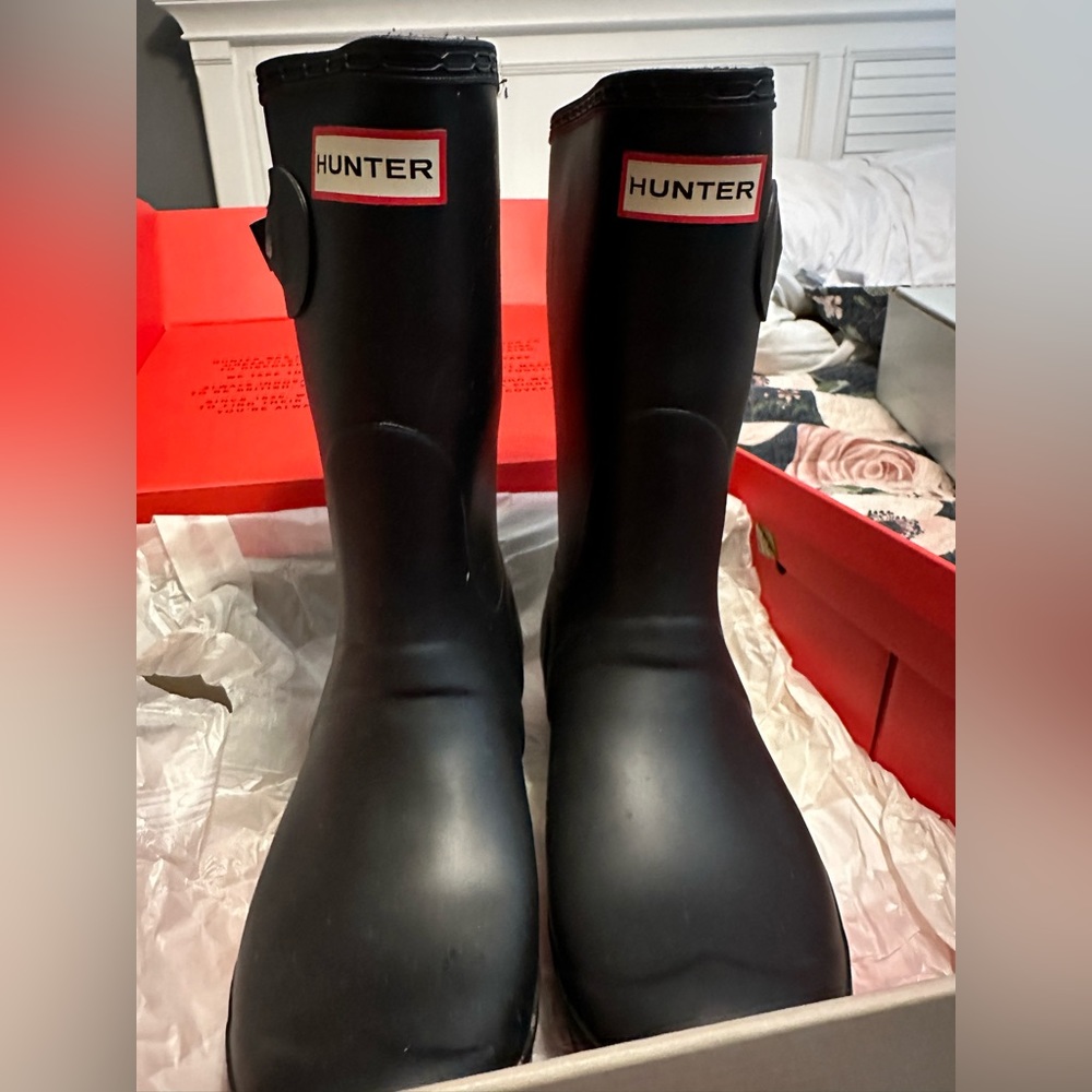 Worn once. Original black short boot.